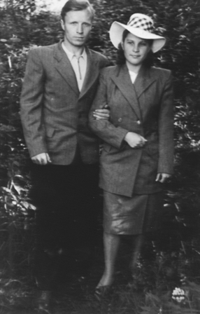 1950 г. г. Силламяэ. Владимир и Антонина Фомичевы